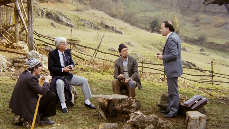Abuk Sabuk Bir Film still 3