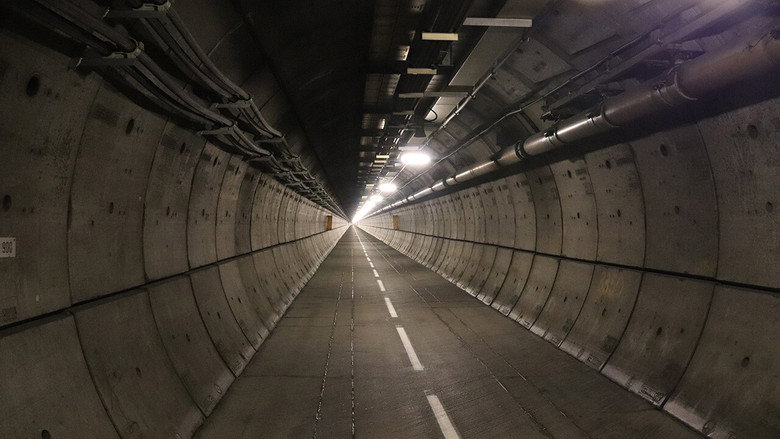 Building the Channel Tunnel still 1