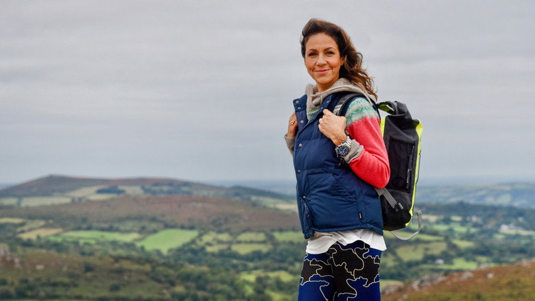 Cornwall and Devon Walks With Julia Bradbury still 2