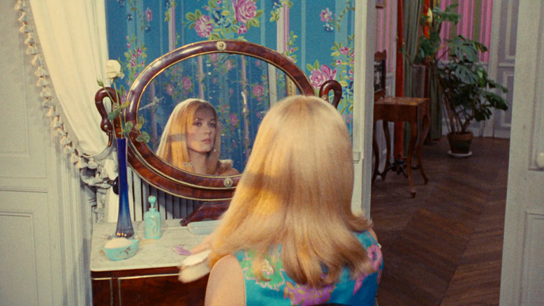 The Umbrellas of Cherbourg still 8