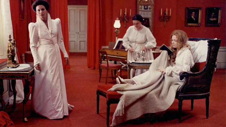 Cries and Whispers still 7