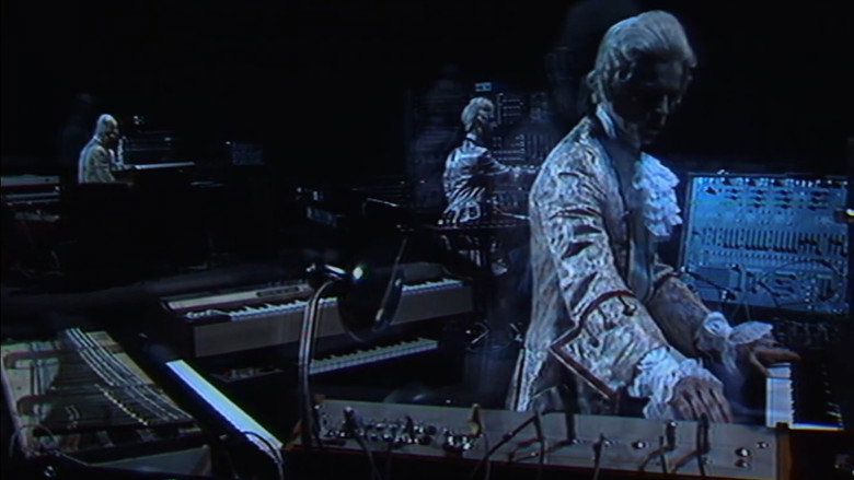 Tangerine Dream -  Signals from the Schwäbischen Strasse still 1