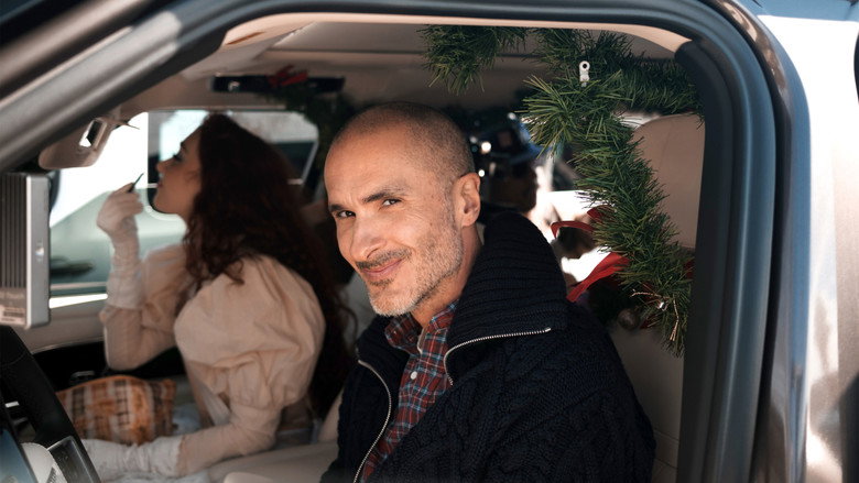 A Carpool Karaoke Christmas still 2