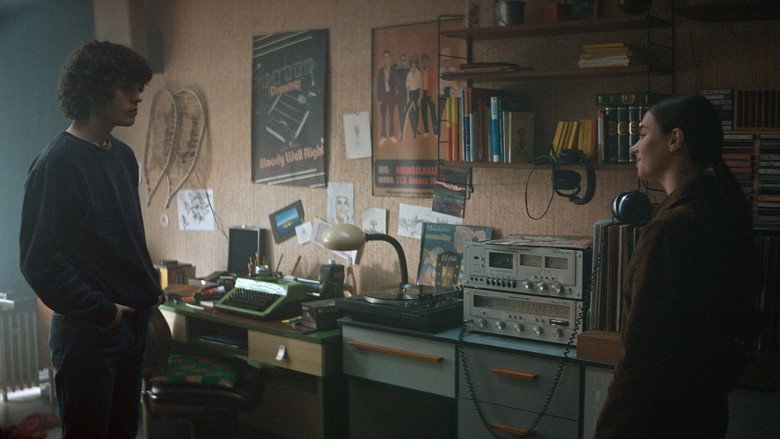 Blackbird still 2