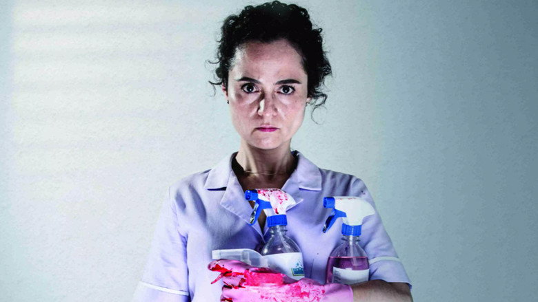 La muchacha que limpia still 1