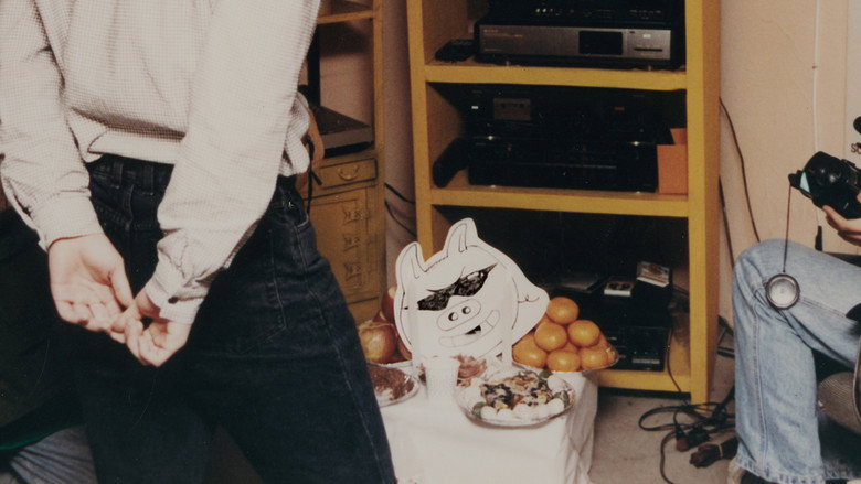 Yellow Door: '90s Lo-fi Film Club still 4