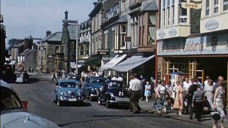 Car Tourist in Great Britain still 1
