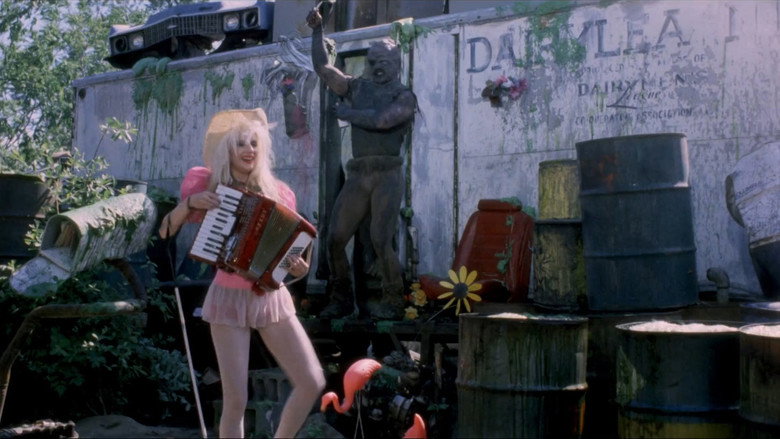 The Toxic Avenger Part III: The Last Temptation of Toxie still 6