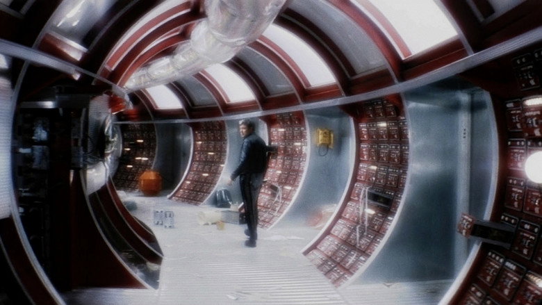 Solaris still 1
