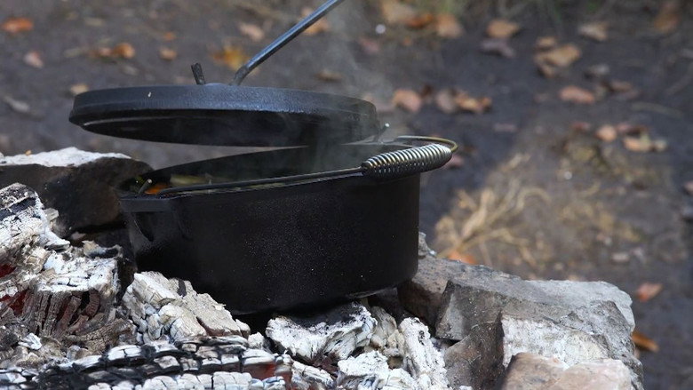 Feuer und Pfanne still 2