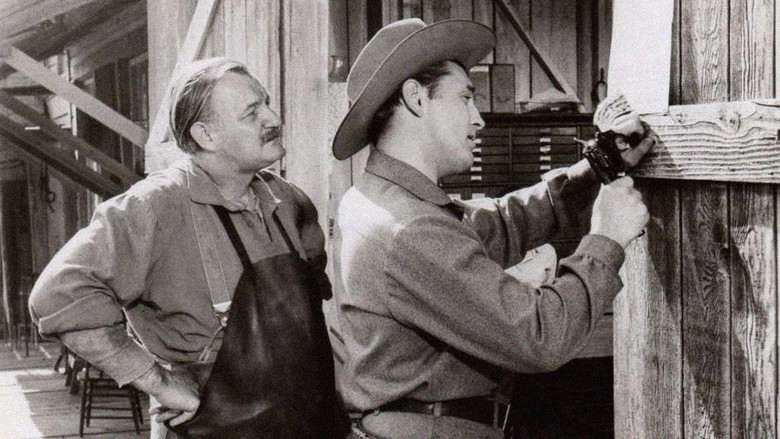 Man with the Gun still 1