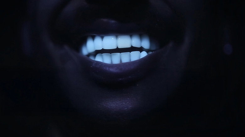 Des dents blanches... au rire jaune ! still 1