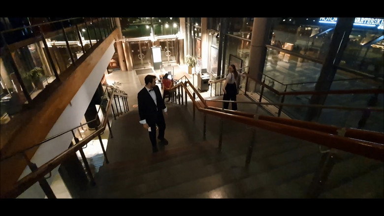 Den Underlige Herr BOND still 1
