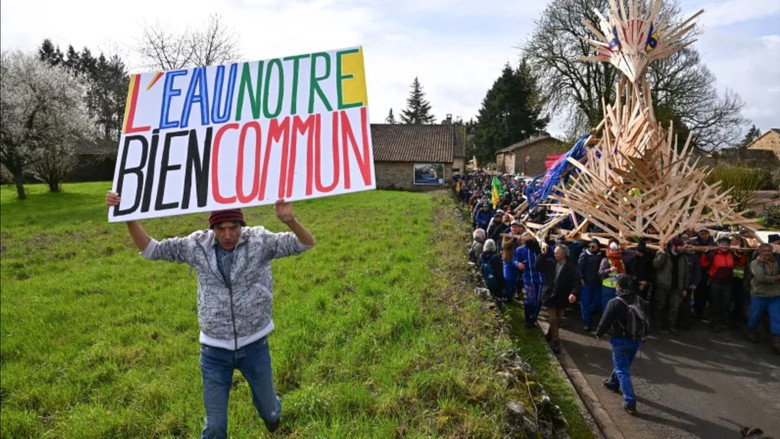 Monde agricole : la fracture de l’eau still 4