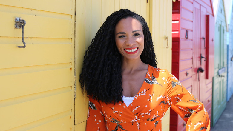 Fantasy Homes by the Sea still 1