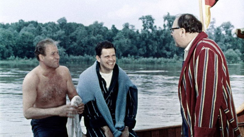 Drei Mann in einem Boot still 5