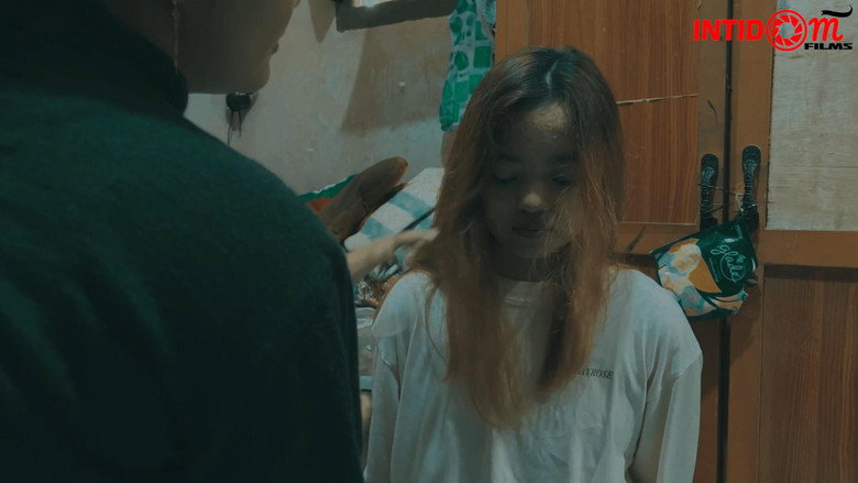 Memiliki Viola still 1