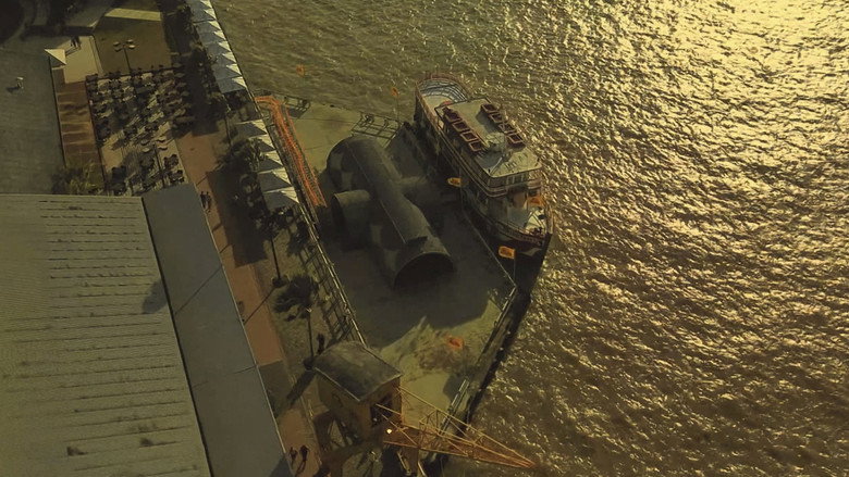 Anchorless still 1