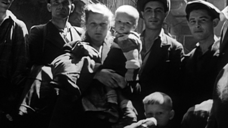 Les survivants, l'impossible départ après la Shoah still 3