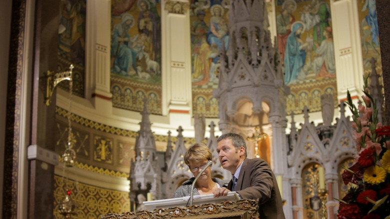 Novena still 1