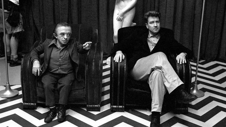 Secrets from Another Place: Creating Twin Peaks still 1