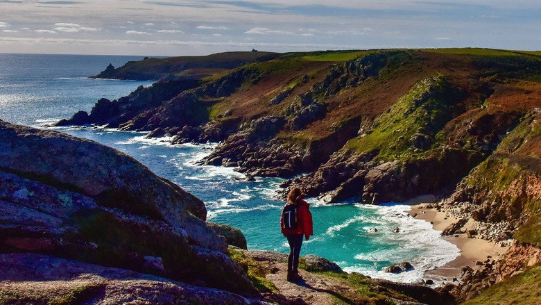 Cornwall and Devon Walks With Julia Bradbury still 3