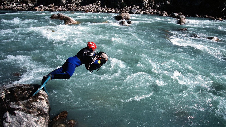 Expédition Khumbu-Khola : André Payraud, le nageur de l'Everest still 1
