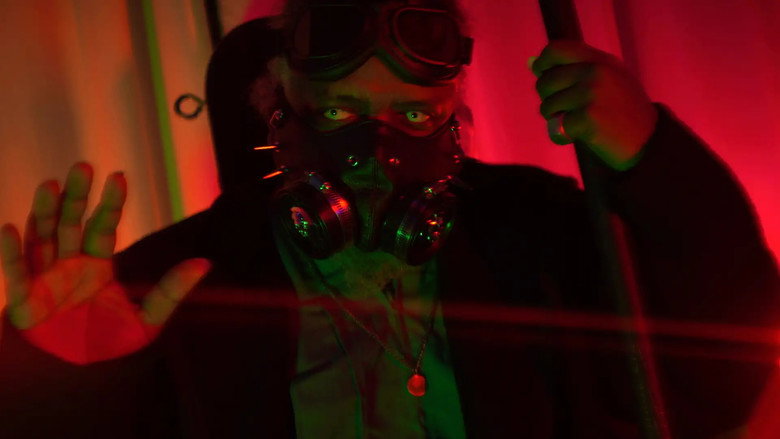 Gasmask Girl still 1