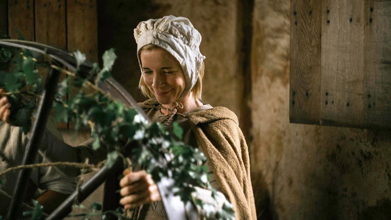 A Merry Tudor Christmas with Lucy Worsley still 5